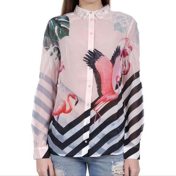 Guess Blouse - Picture 2 of 11